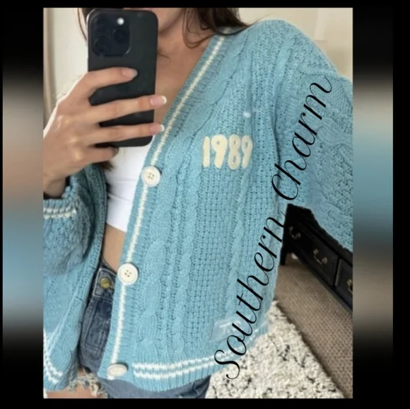 📢📢 LAST TWO Just In.... Taylor Swift Knock Off Cardigan Sweater - Picture 2 of 6